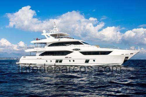 Gulf Craft Majesty 110 ficha-técnica e avaliações